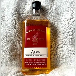 Bath & Body Works Aromatherapy Love Jasmine and Sandalwood Body Wash